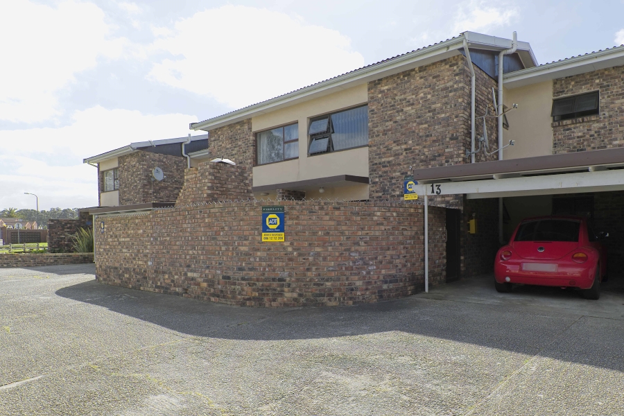 3 Bedroom Property for Sale in Kabega Park Eastern Cape
